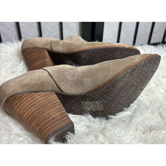 Dolce Vita Tan Suede Heeled Ankle Boots - Picture 8 of 9